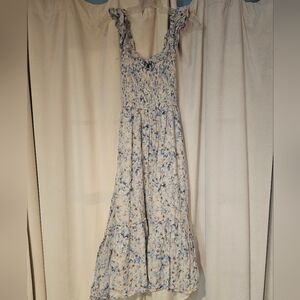 American Eagle Outfitters Floral Maxi Dress in Blue and Cream